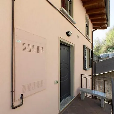 Apartamento 2-bedroom Lakeview Mastena Belvedere San Siro (Lombardy)