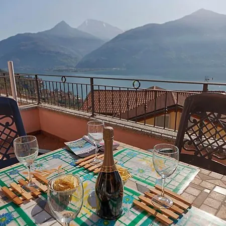 2-bedroom Lakeview Mastena Belvedere * San Siro (Lombardy)